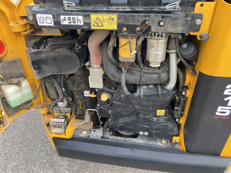 2021 JCB 215W Skid Steer Loader