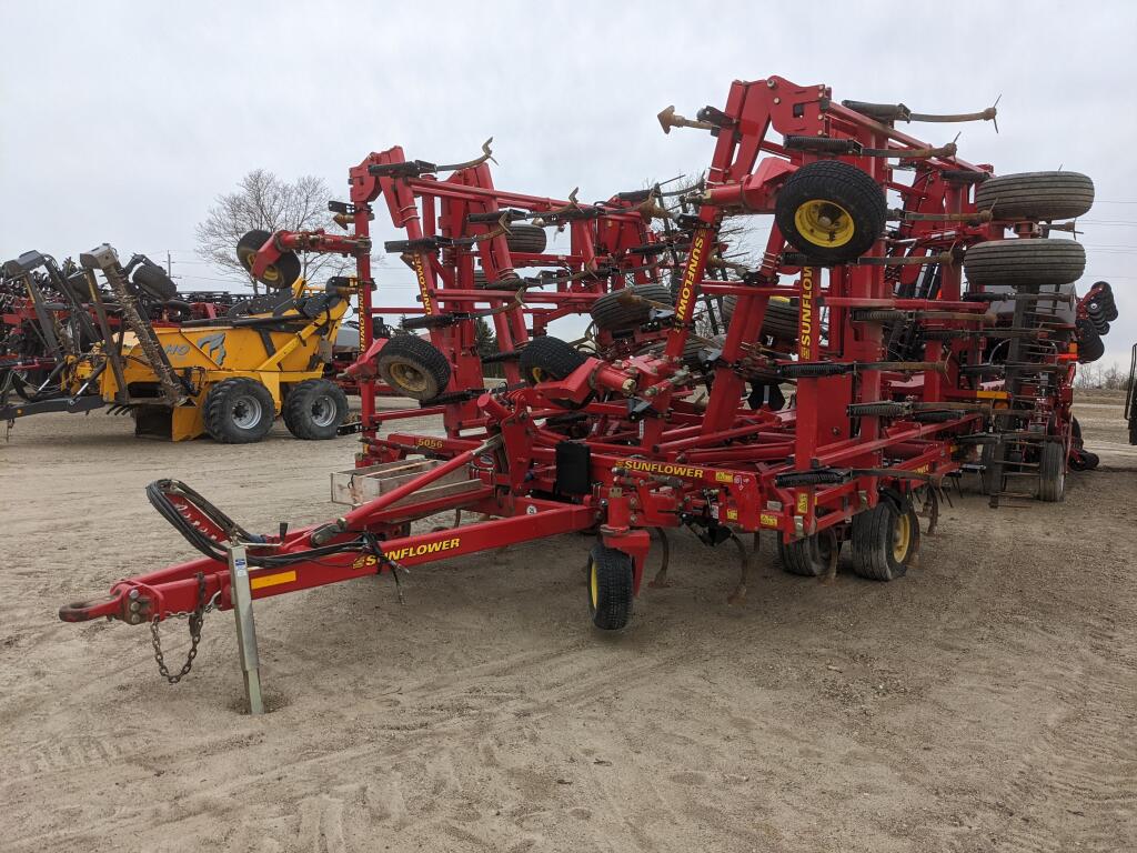 2013 Sunflower 5056-45 Field Cultivator