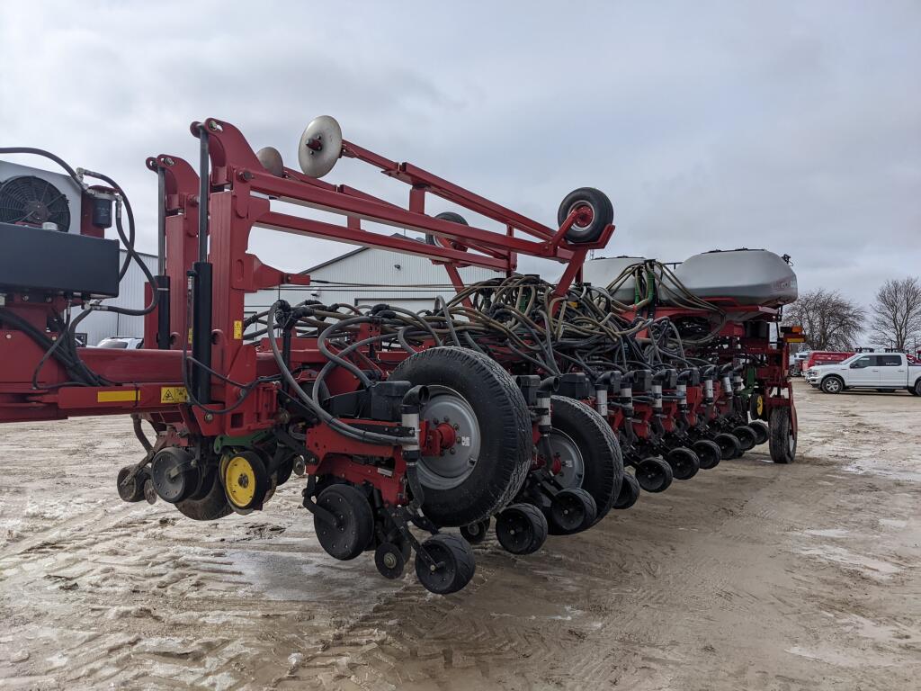 2014 Case IH 1255 Planter