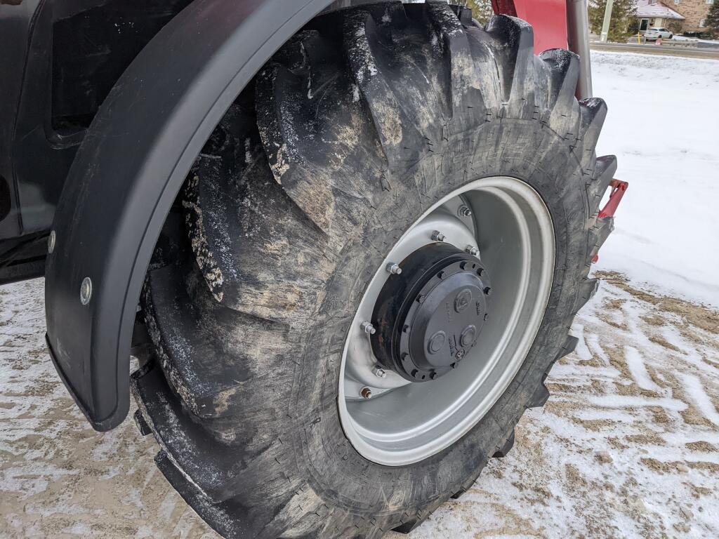 2018 Case IH Maxxum 145 Tractor Loader