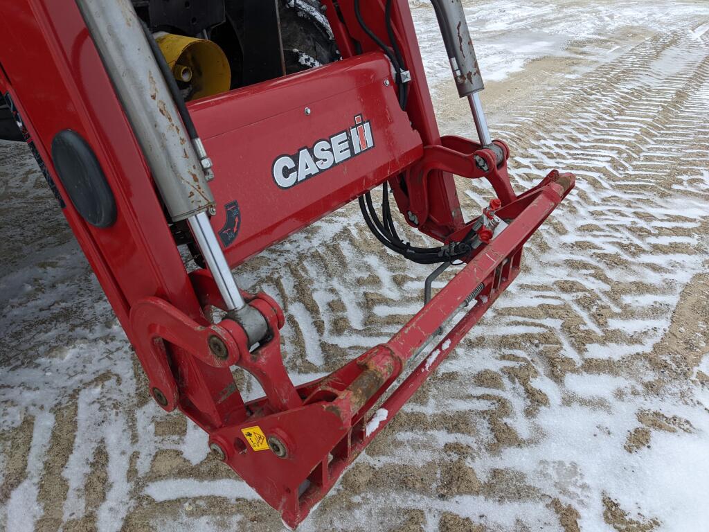 2018 Case IH Maxxum 145 Tractor Loader