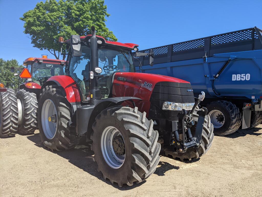 2020 Case IH Puma 240 CVX Tractor