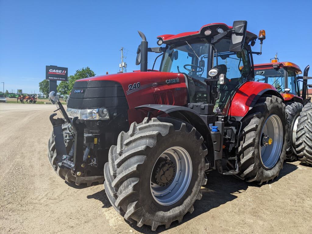 2020 Case IH Puma 240 CVX Tractor