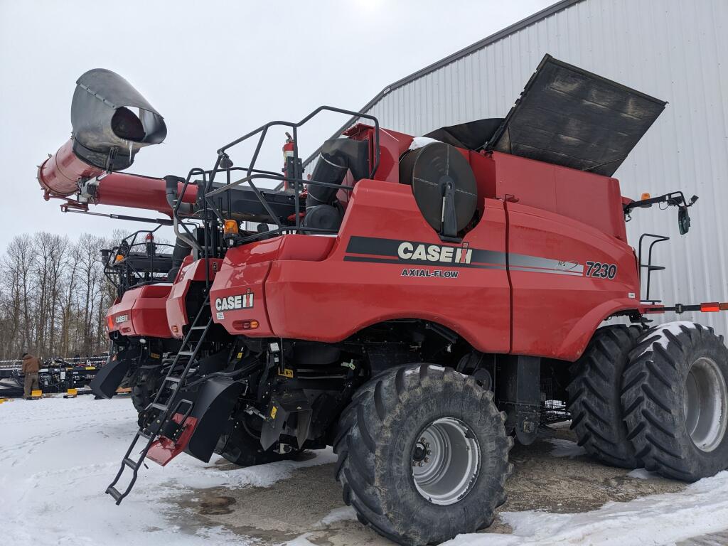 2014 Case IH 7230 Combine