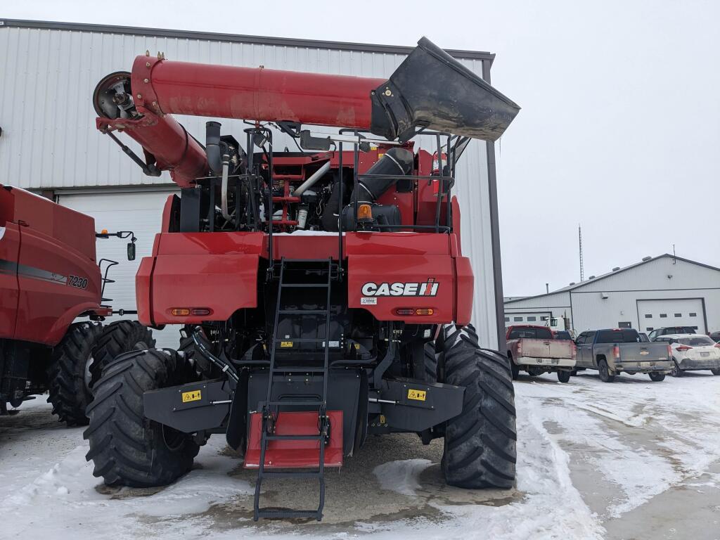 2014 Case IH 7230 Combine