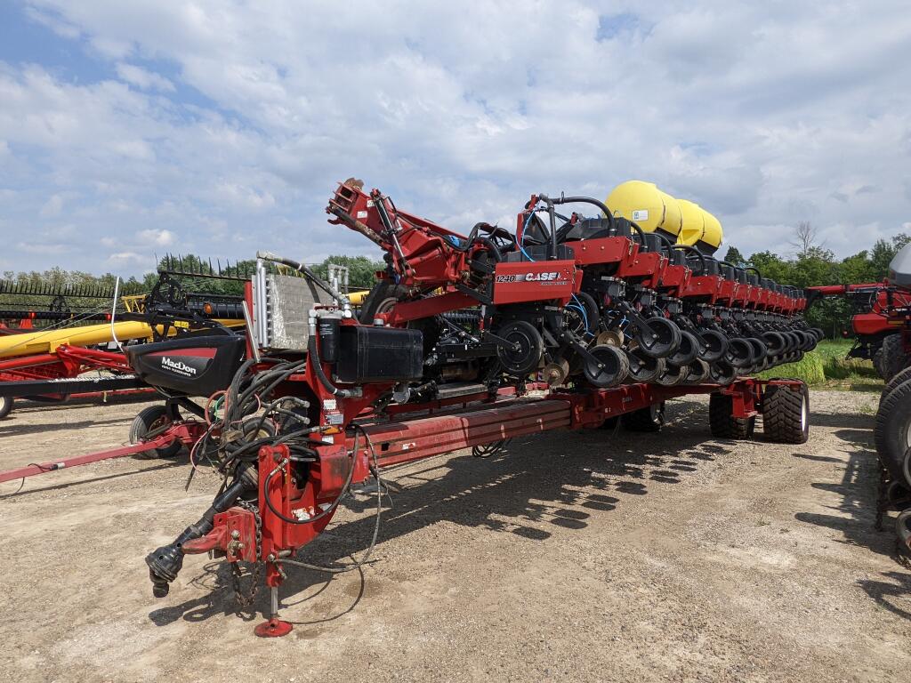 2010 Case IH 1240 Planter