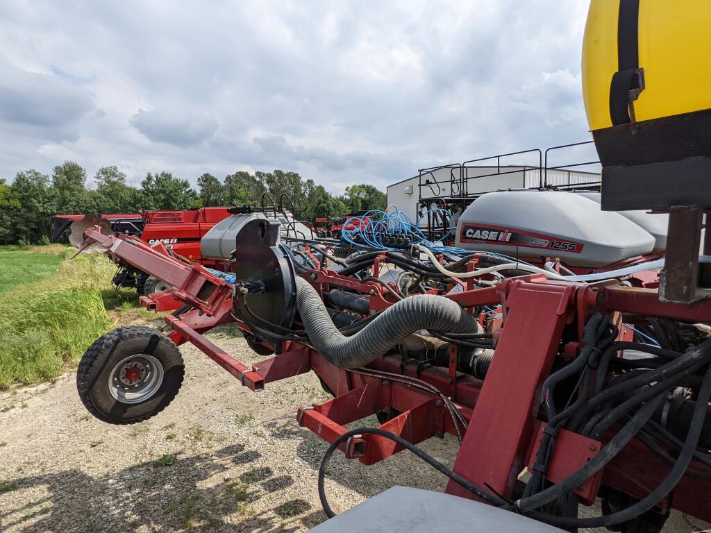 2010 Case IH 1240 Planter