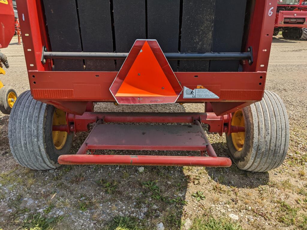 2007 New Holland BR740A Baler/Round