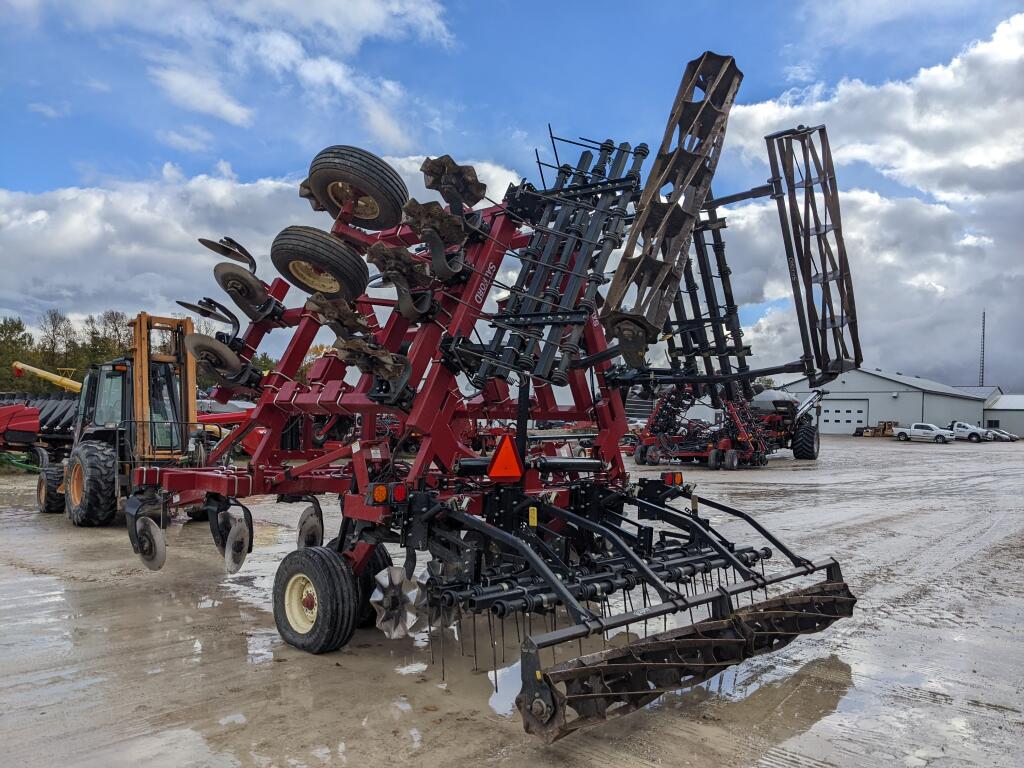 2011 Salford 570 Vertical Tillage