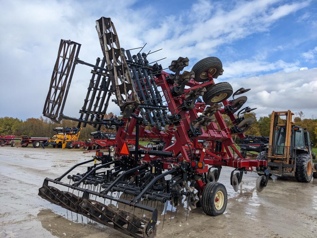 2011 Salford 570 Vertical Tillage