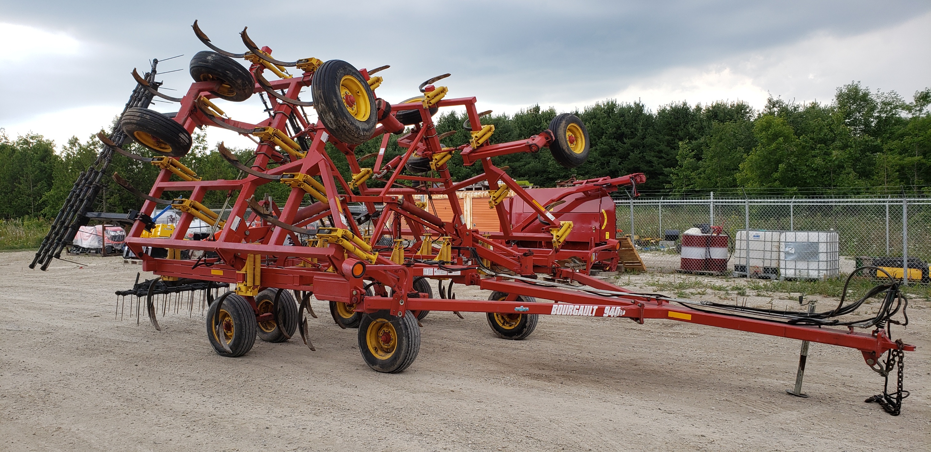 Bourgault 9400 Chisel Plow