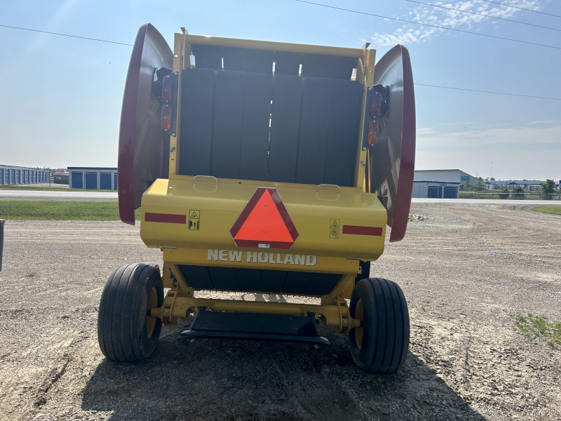 2023 New Holland RB450 Baler/Round