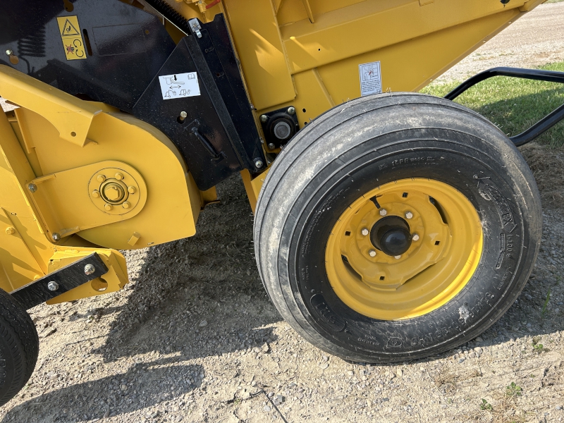 2023 New Holland RB450 Baler/Round