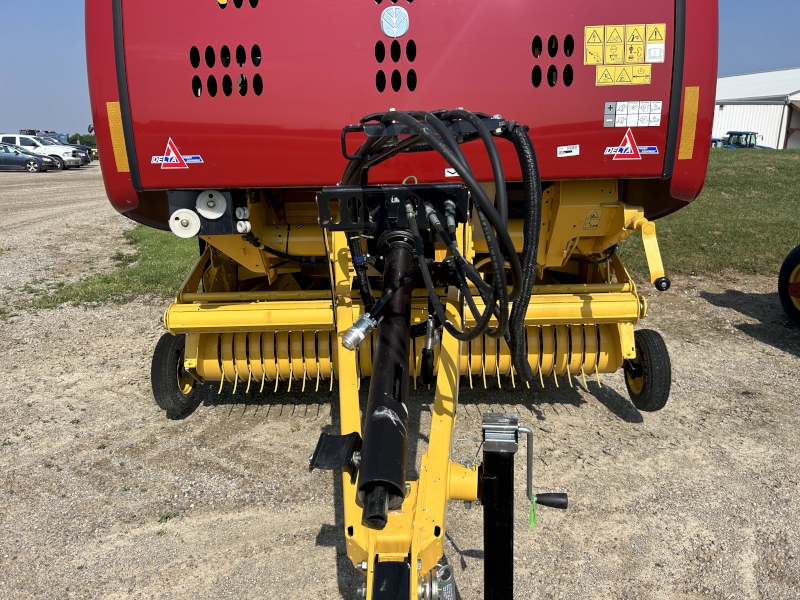 2023 New Holland RB450 Baler/Round