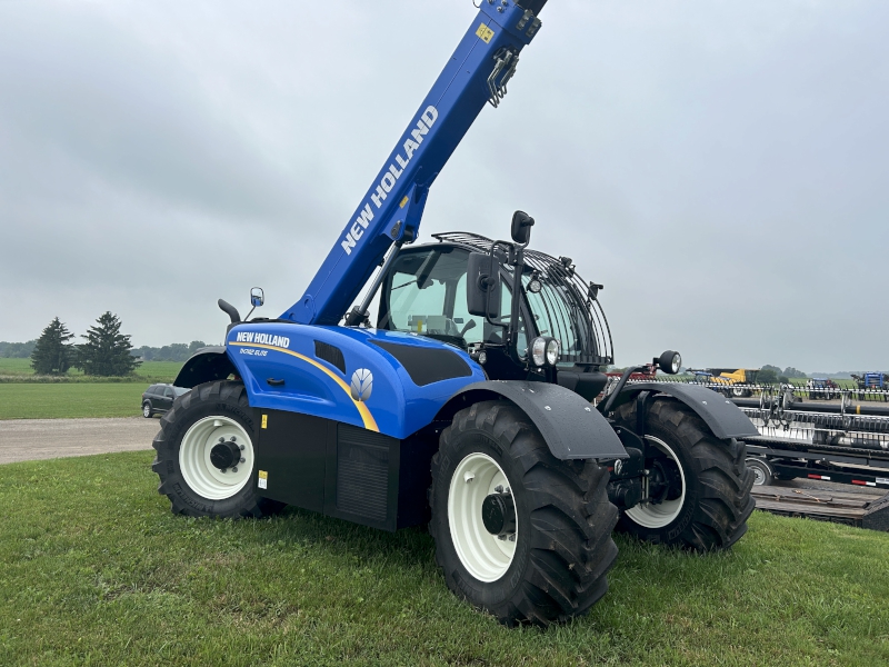 2025 New Holland TH7.42 ELITE TeleHandler