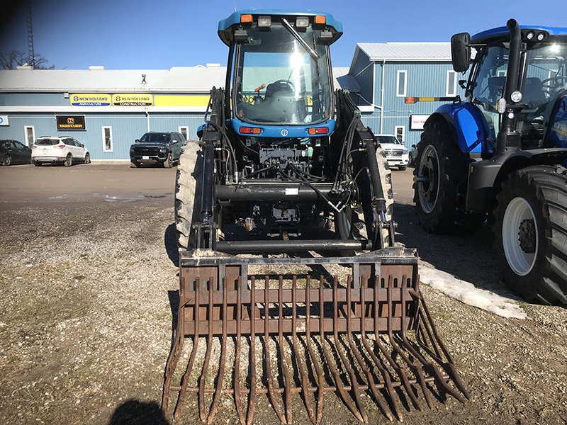 1998 New Holland TV140 Tractor