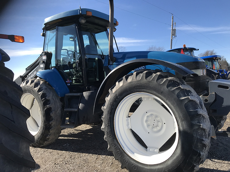 1998 New Holland TV140 Tractor