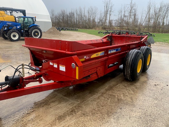 2018 New Holland 185MBS Manure Spreader