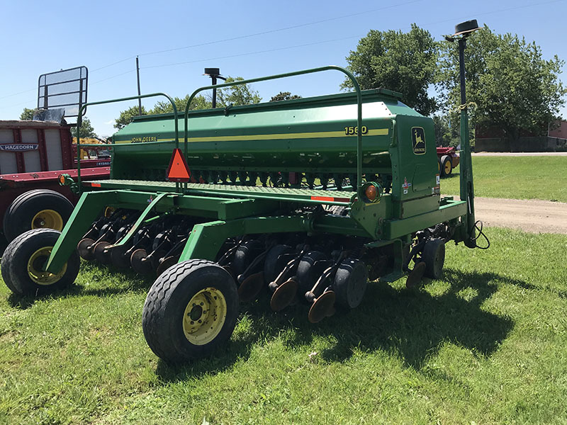 1999 John Deere 1560 Drill