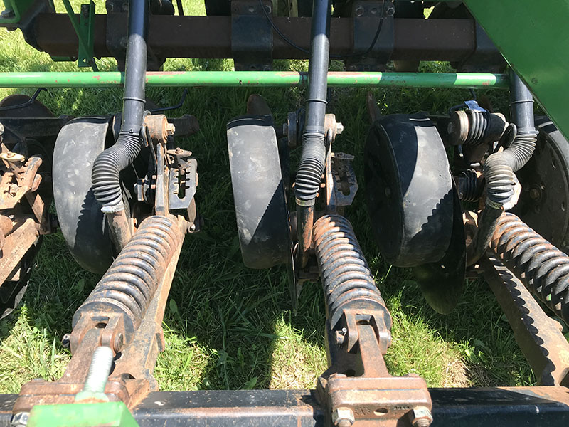 1999 John Deere 1560 Drill