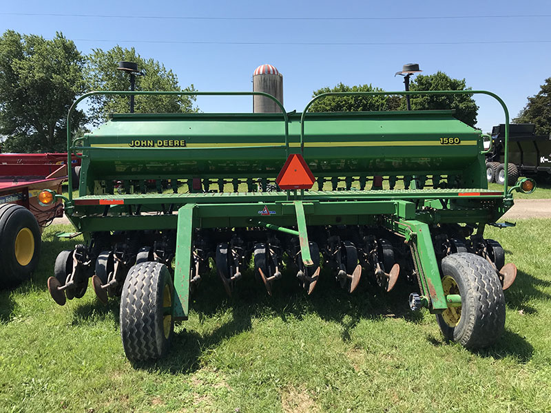 1999 John Deere 1560 Drill