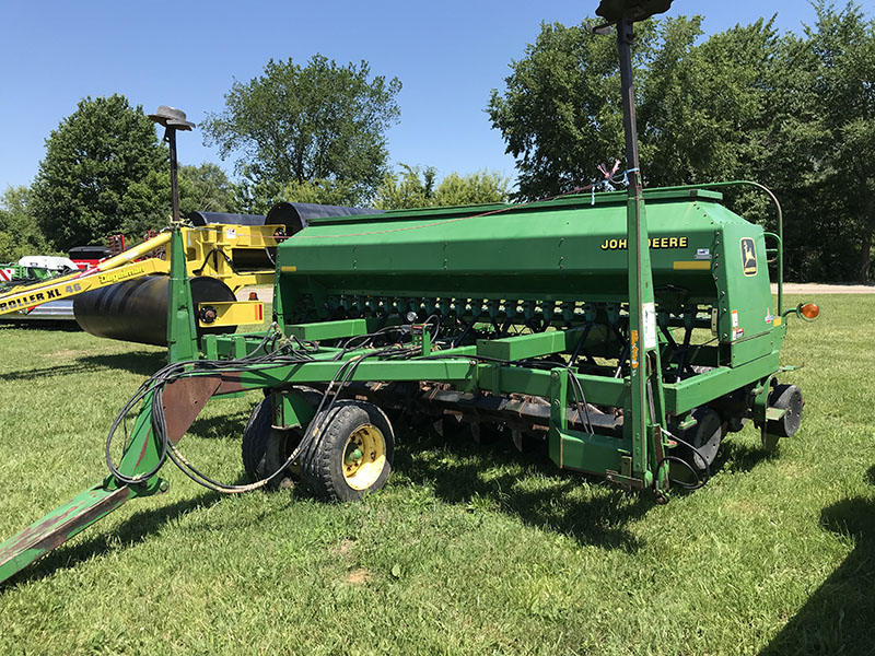 1999 John Deere 1560 Drill