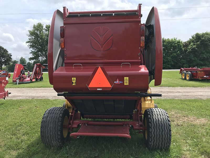 2016 New Holland ROLLBELT450 Baler/Round