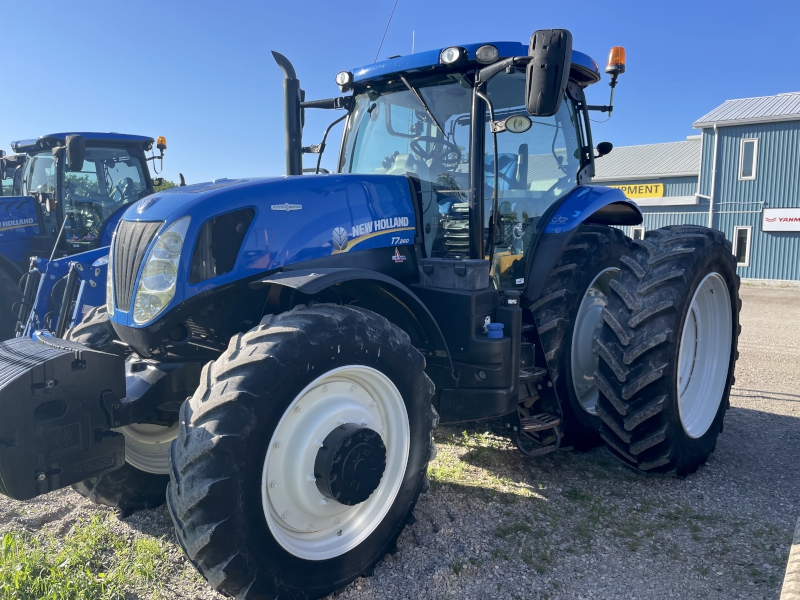 2014 New Holland T7.260 Tractor