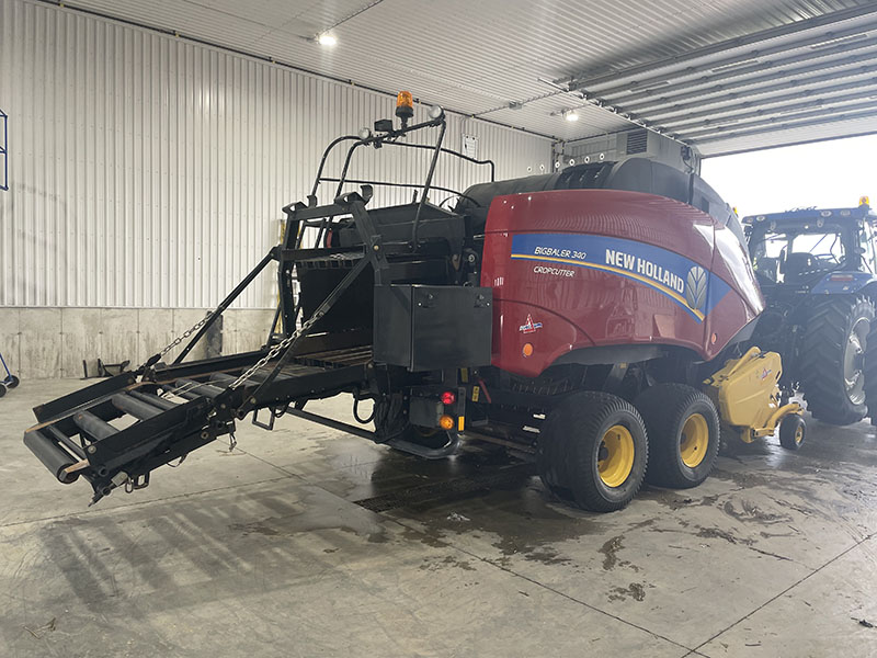 2015 New Holland BIGBALER340 Baler/Big Square