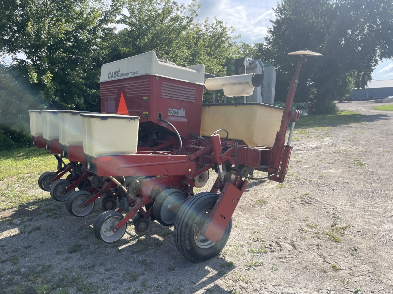 1986 Case IH 800 Planter