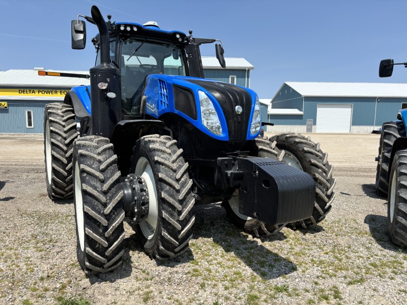 2025 New Holland T8.325  PLMI Tractor