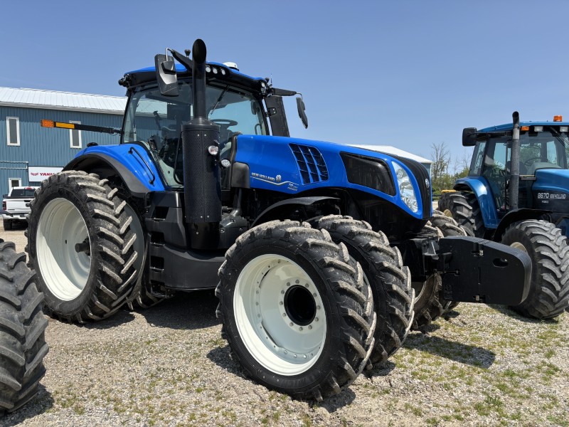 2025 New Holland T8.325  PLMI Tractor