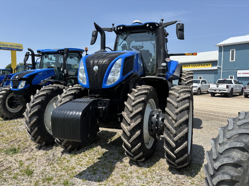2025 New Holland T8.325  PLMI Tractor