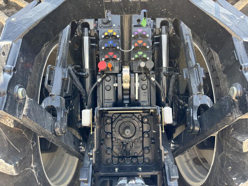 2025 New Holland T8.325  PLMI Tractor