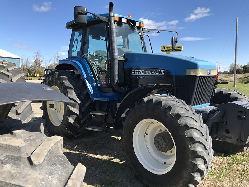 1997 New Holland 8670 Tractor