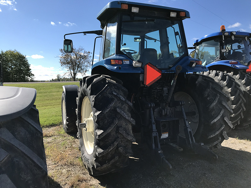 1997 New Holland 8670 Tractor