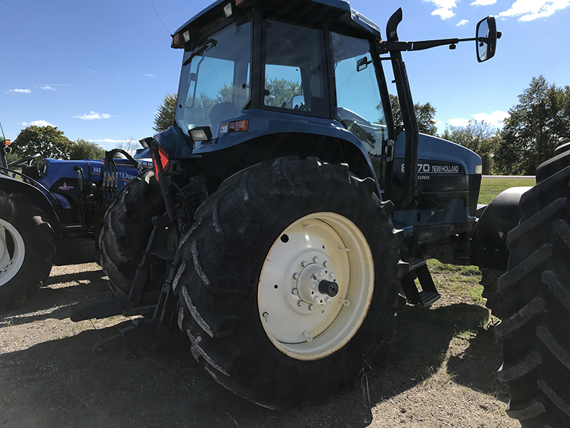 1997 New Holland 8670 Tractor