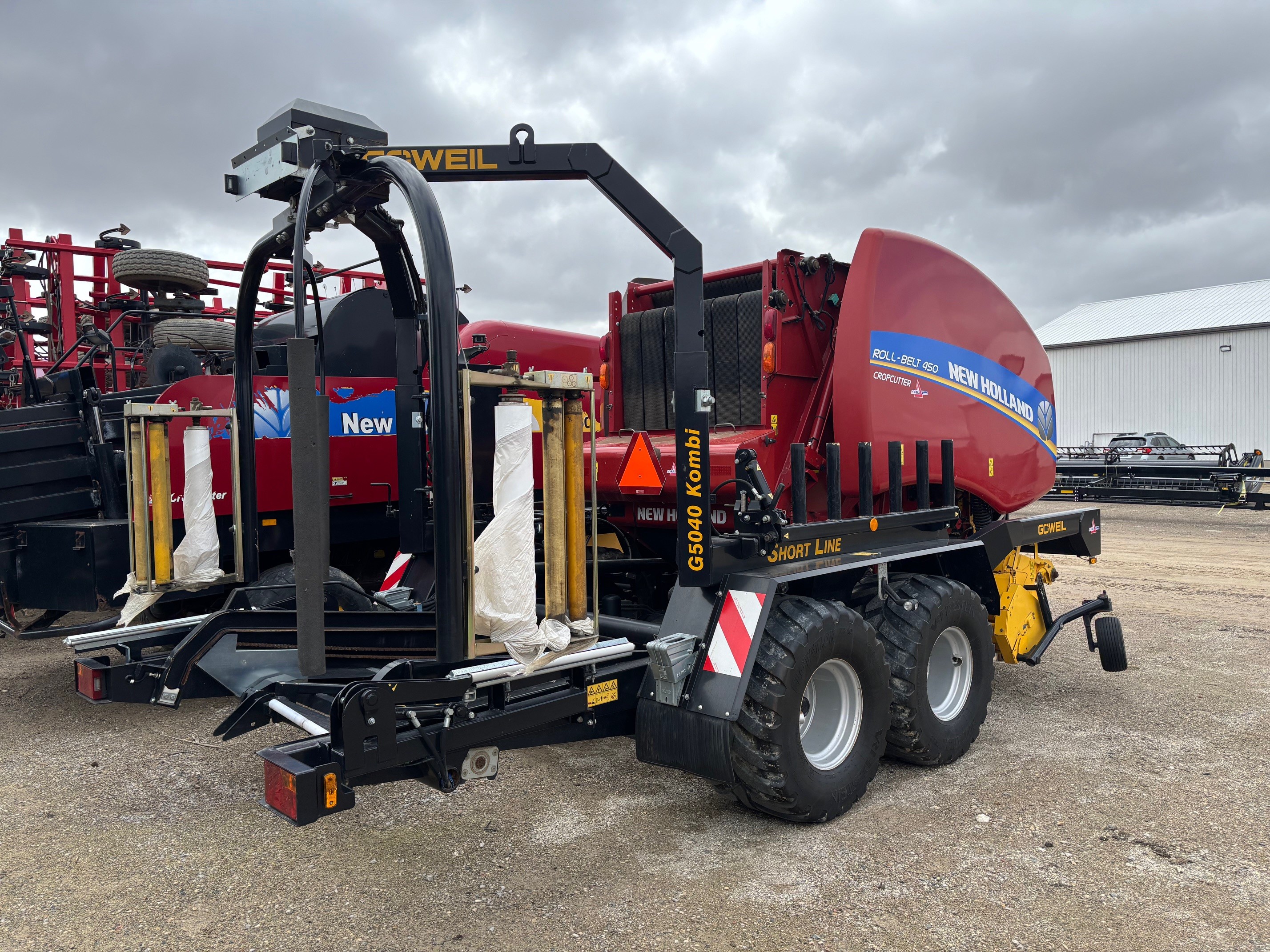2017 New Holland RB450 Baler/Round