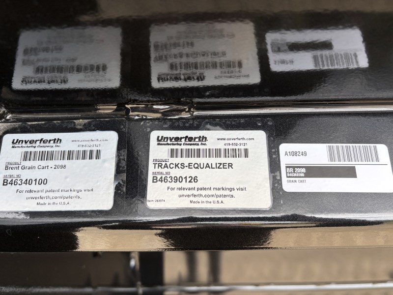 2025 Brent 2098 Grain Cart