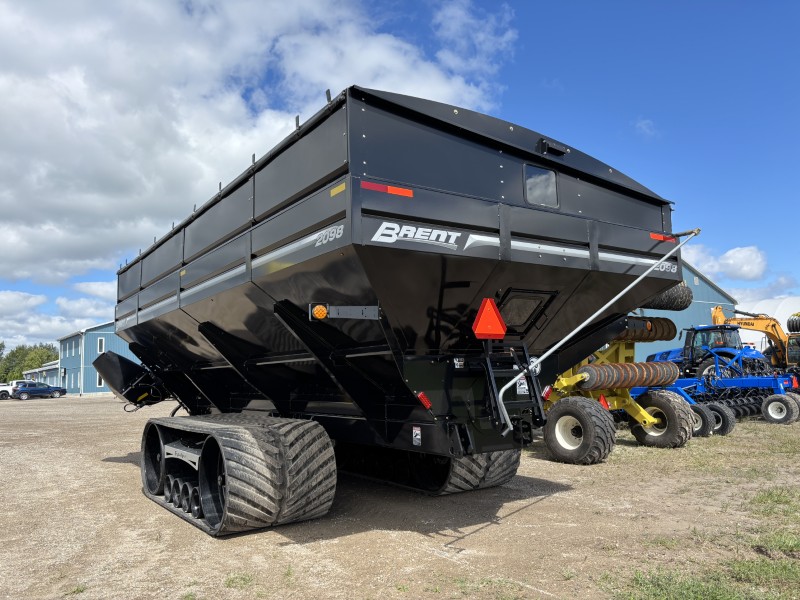 2025 Brent 2098 Grain Cart