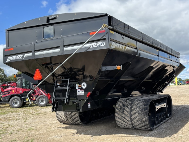 2025 Brent 2098 Grain Cart