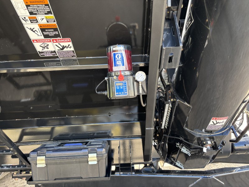 2025 Brent 2098 Grain Cart