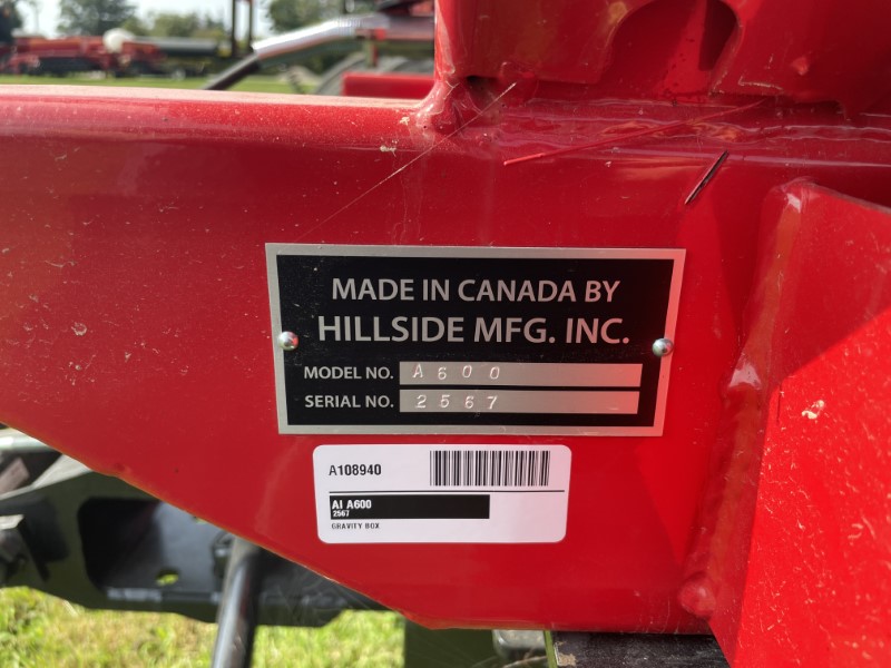 2025 AgriMaster A600 Gravity Box