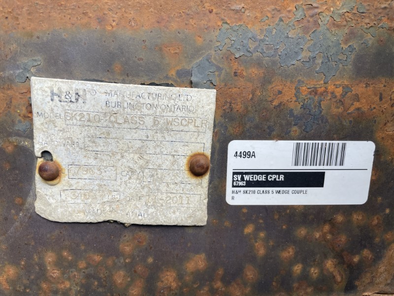 2011 H&H Manufacturing WEDGE CPLR Excavator Attachment