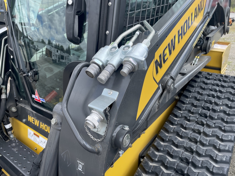2026 New Holland C332 T4F Compact Track Loader