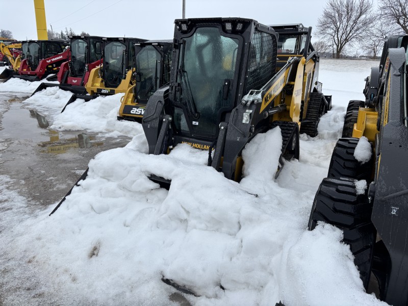 2026 New Holland C327 T4F Compact Track Loader
