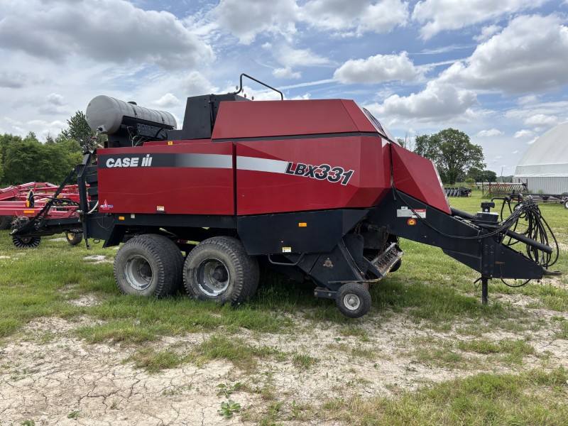 2003 Case IH LBX331 Baler/Big Square