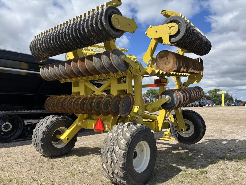 2025 Degelman PRO-TILL 30 Compact Disc