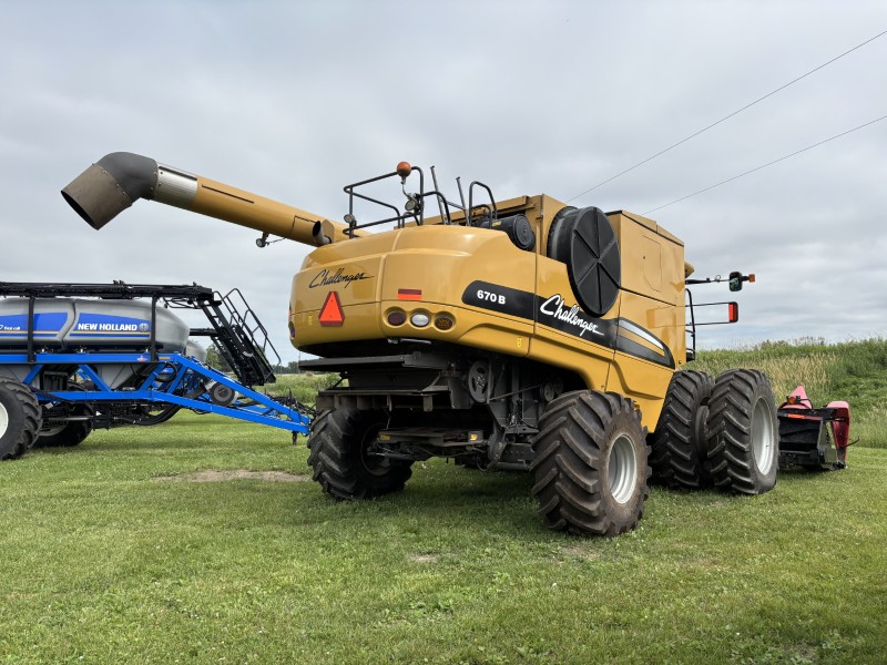 2011 AGCO 670B Combine