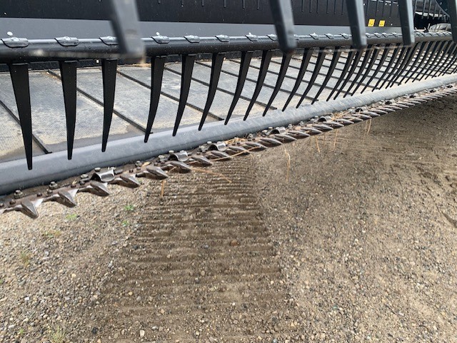 2021 MacDon FD140 Header Draper Flex